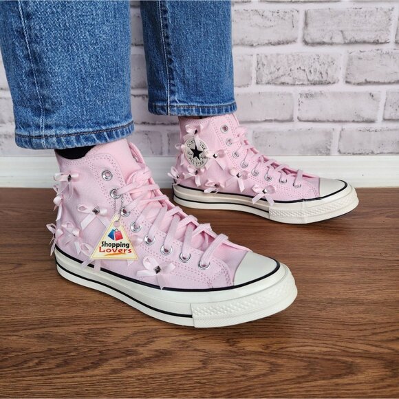⭐Converse Chuck 70 Hi Bow Edgy Studded Size 4 Men's Shoes Sneakers Pink A14444C⭐ - Picture 2 of 10